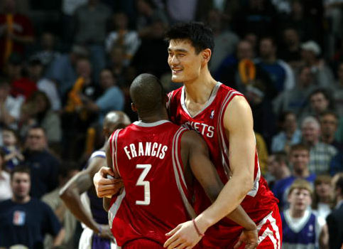 DO：因卡皮耶正在前往伦敦，不过还需等待药厂给予体检许可