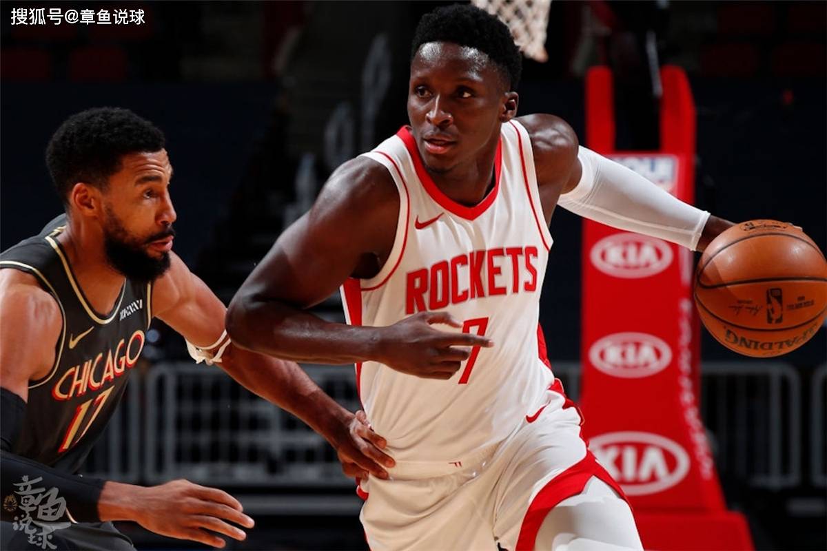 里被反复提 里被反复提