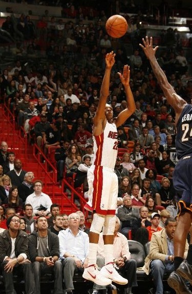 都在致力于 都在致力于