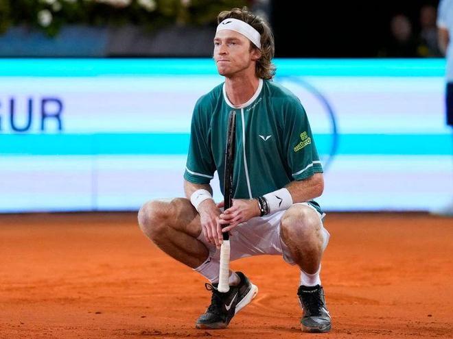 列的东部豪 列的东部豪