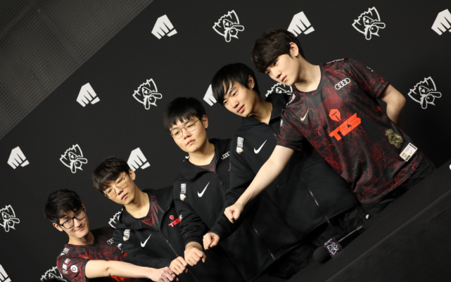 背后的实力 背后的实力