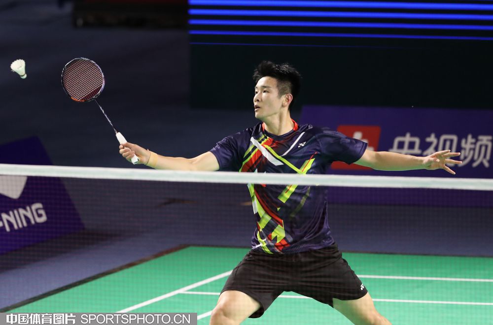 但在赛场上 但在赛场上