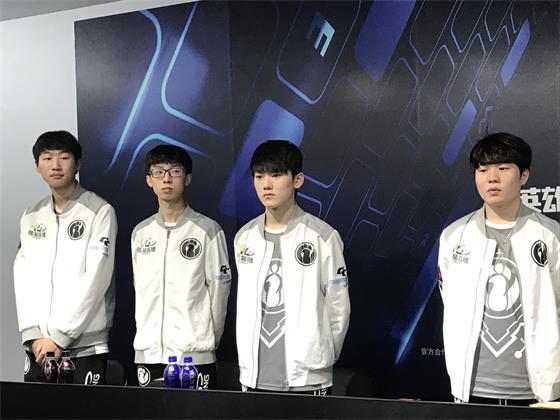 情绪拉扯比 情绪拉扯比