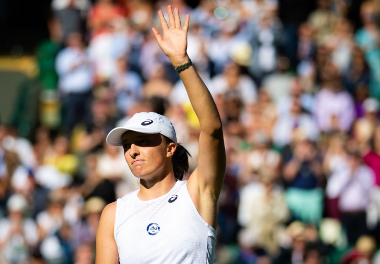 却放大极端 却放大极端